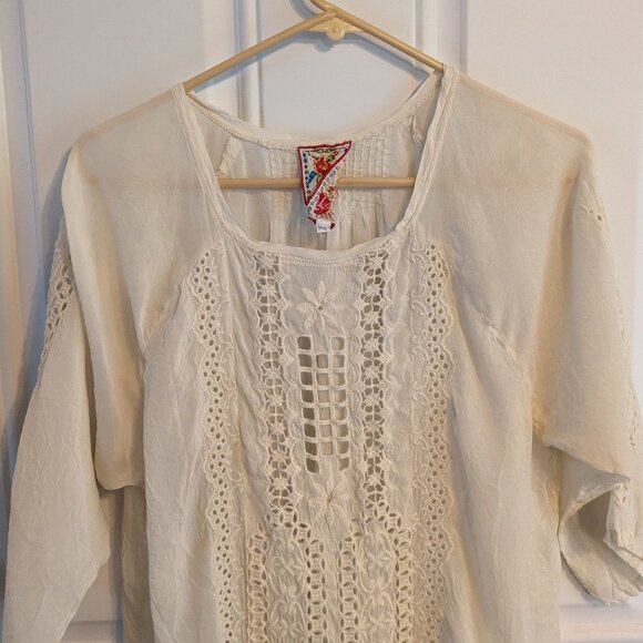 Johnny Was Collection "Liya" Georgette Tunic Blouse Embroidery Eyelet Sz Medium - Picture 4 of 13